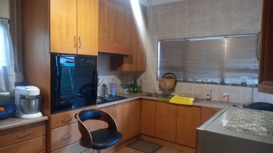 4 Bedroom Property for Sale in Elandia North West
